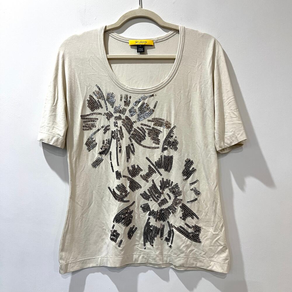 St. John stretch scoop neck sequin detail tee. Medium. Ivory gold Resortwear